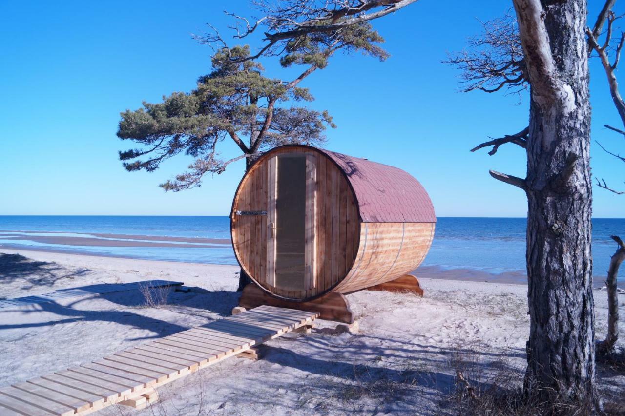 Kempings Saulesmajas Kolka Buitenkant foto