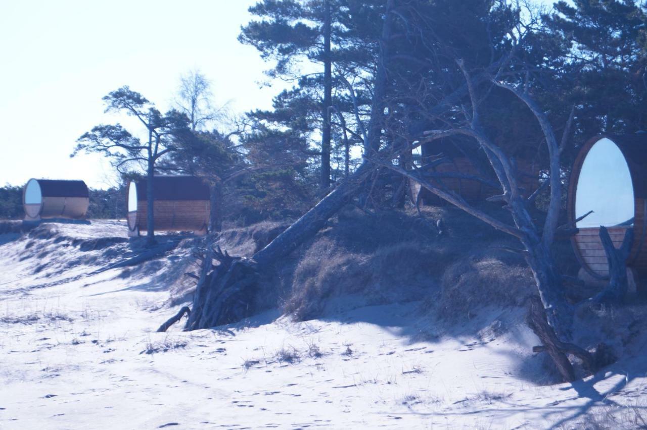 Kempings Saulesmajas Kolka Buitenkant foto