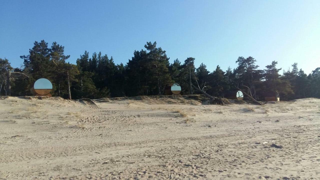 Kempings Saulesmajas Kolka Buitenkant foto