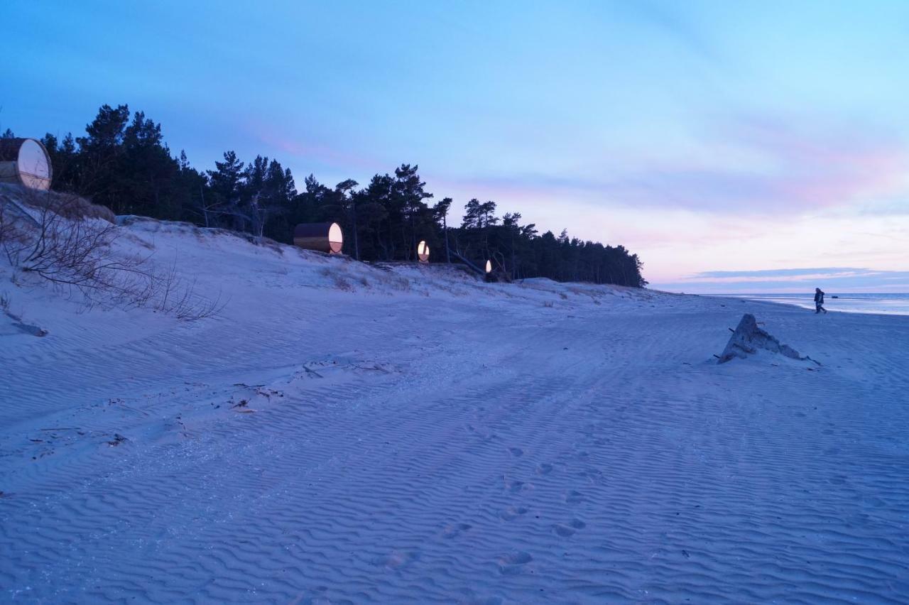 Kempings Saulesmajas Kolka Buitenkant foto
