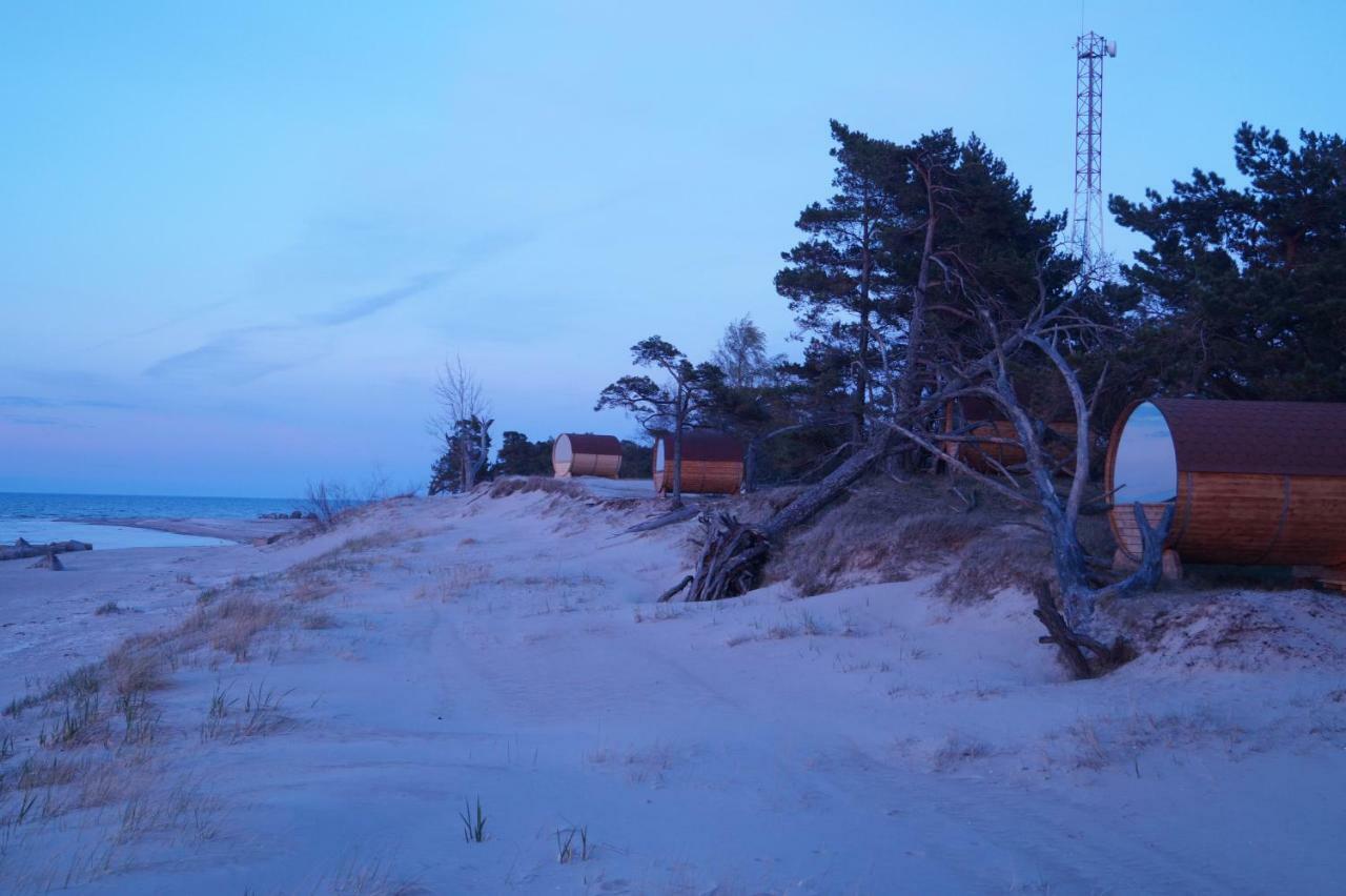 Kempings Saulesmajas Kolka Buitenkant foto